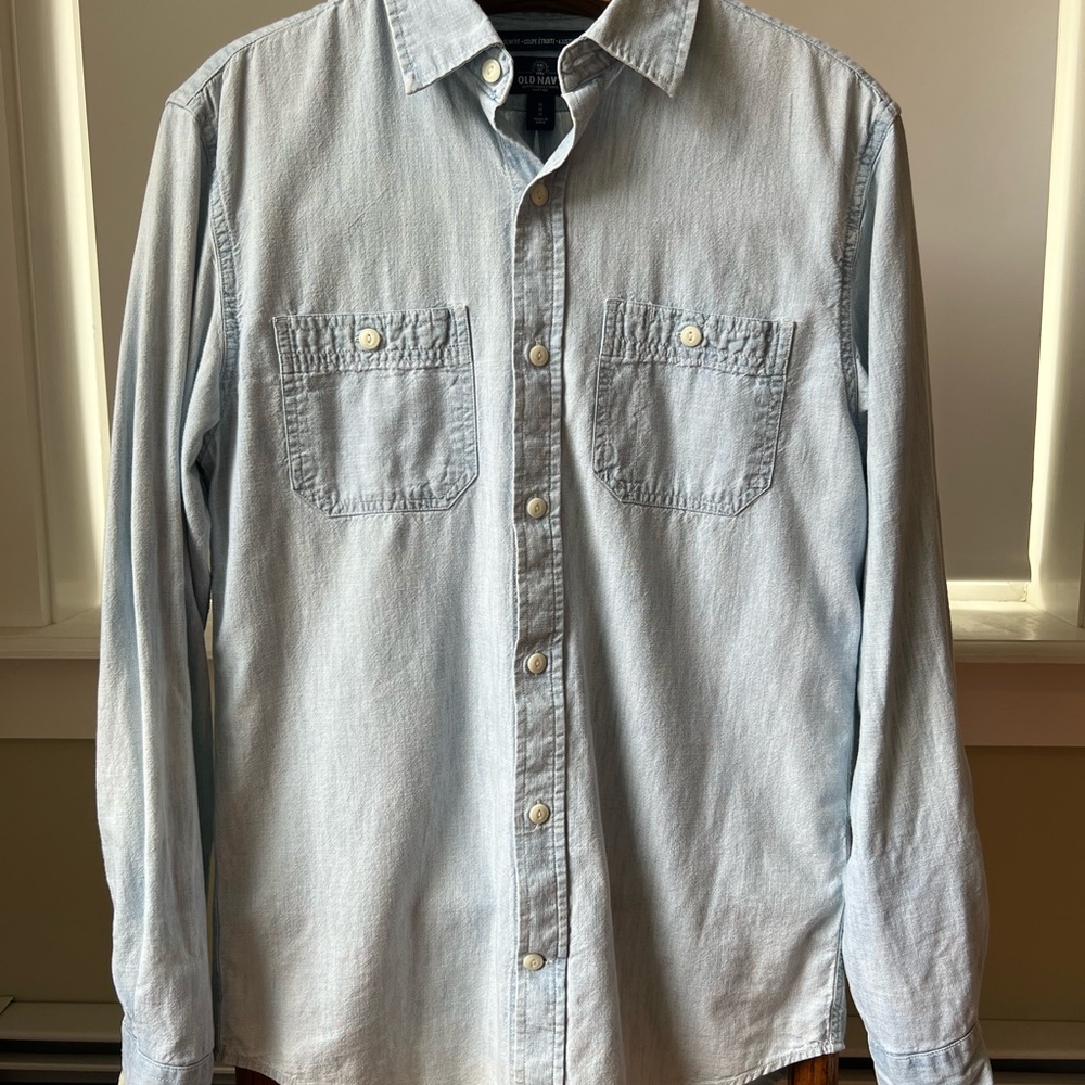 Old Navy men’s dress shirt